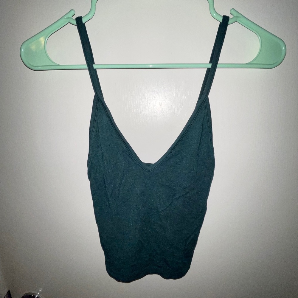 brandy v neck crop tank